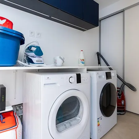 De La Madrague Vue A 200m De La Sur La Presqu' Ile De Giens Sea And Mountain Pleasure * Hyères