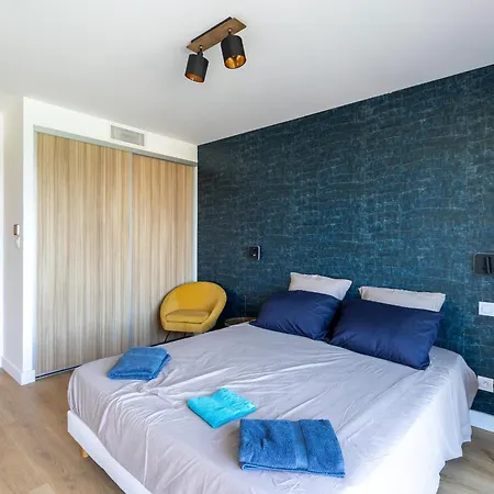 De La Madrague Vue à 200m De La Sur La Presqu' île De Giens Sea&mountain Pleasure Villa