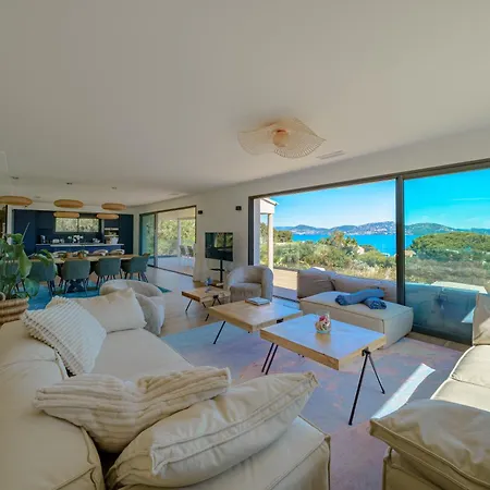 De La Madrague Vue A 200m De La Sur La Presqu' Ile De Giens Sea And Mountain Pleasure Villa Hyères