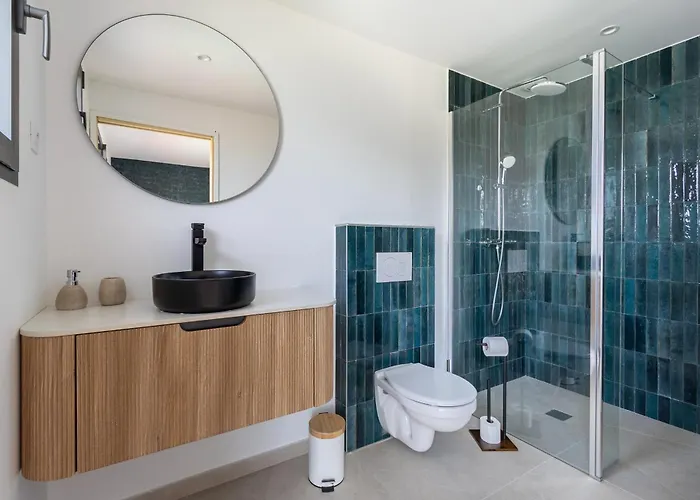 De La Madrague Vue A 200m De La Sur La Presqu' Ile De Giens Sea And Mountain Pleasure * Hyères