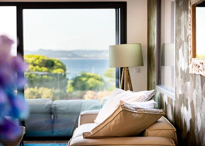 De La Madrague Vue à 200m De La Sur La Presqu' île De Giens Sea&mountain Pleasure Villa Hyères