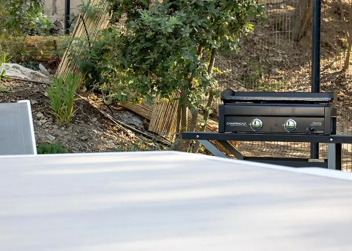 De La Madrague Vue à 200m De La Sur La Presqu' île De Giens Sea&mountain Pleasure Villa