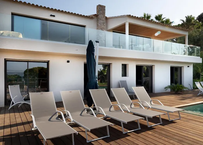 Villa De La Madrague Vue à 200m De La Sur La Presqu' île De Giens Sea&mountain Pleasure *